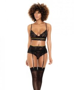 Lace Underwire Bra, Thong & Garterbelt W/lace Up Detail Black M/l
